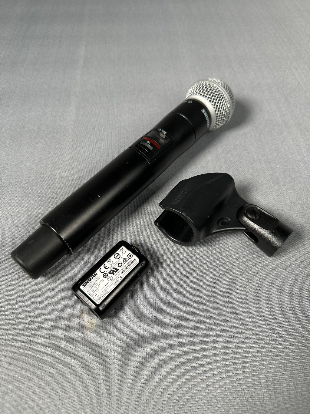 Shure ULXD L51 SM58 Radio Handheld Microphone Transmitter with Rechargeable Battery
