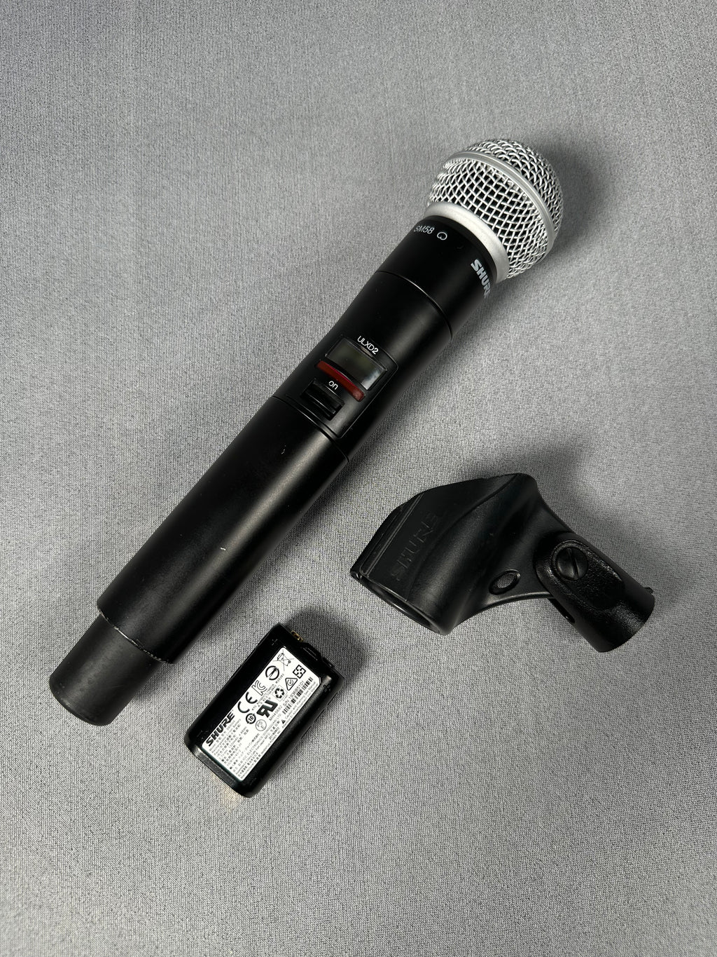 Shure ULXD L51 SM58 Radio Handheld Microphone Transmitter with Rechargeable Battery