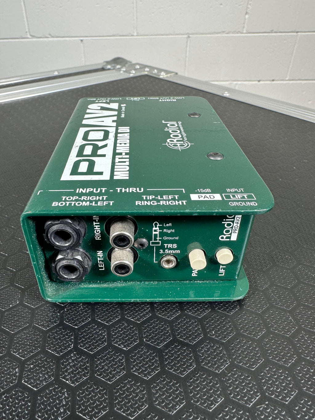 Radial PROAV2 Passive Stereo Multimedia DI Box