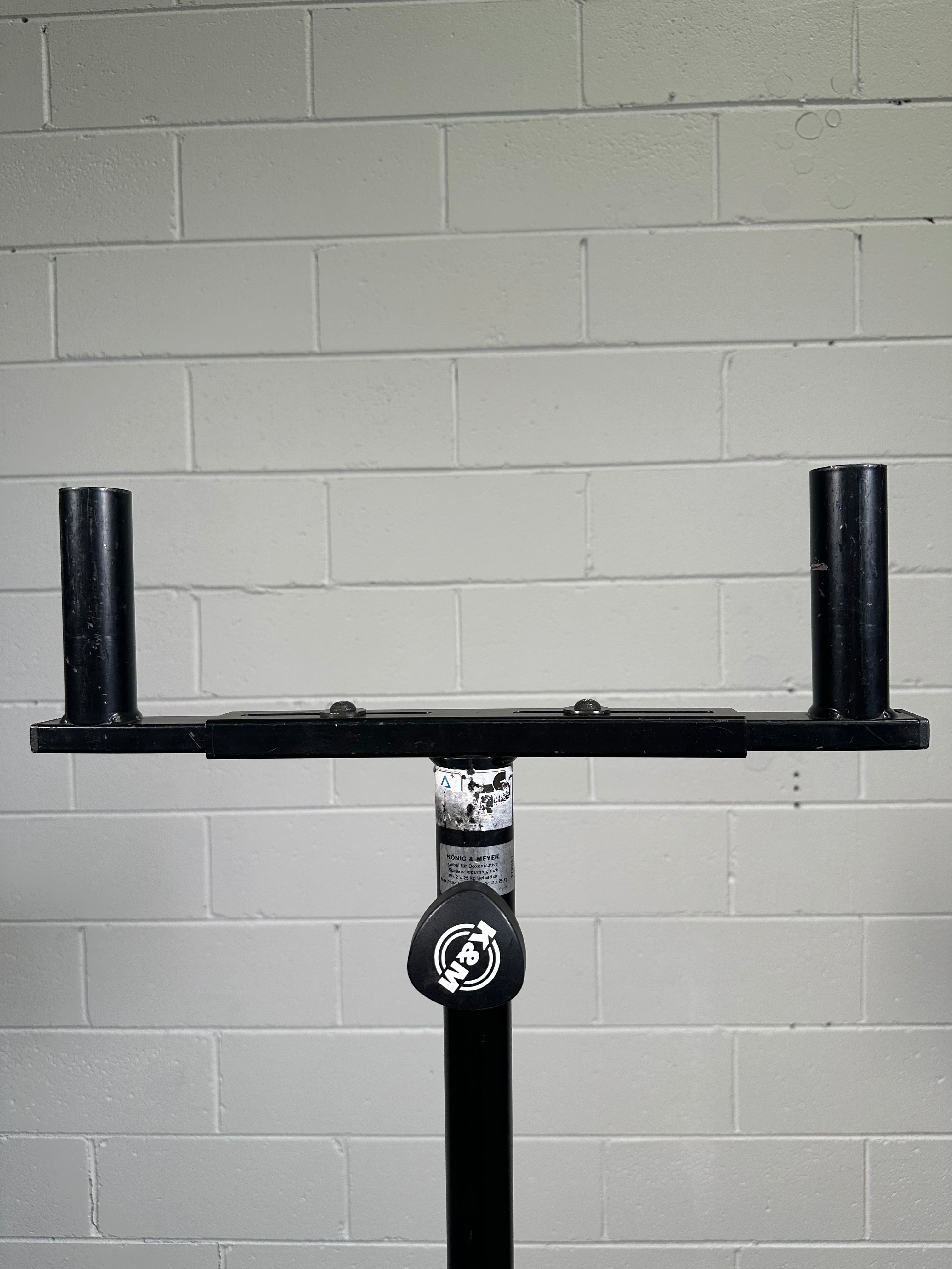 K&M Speaker Mounting Folks