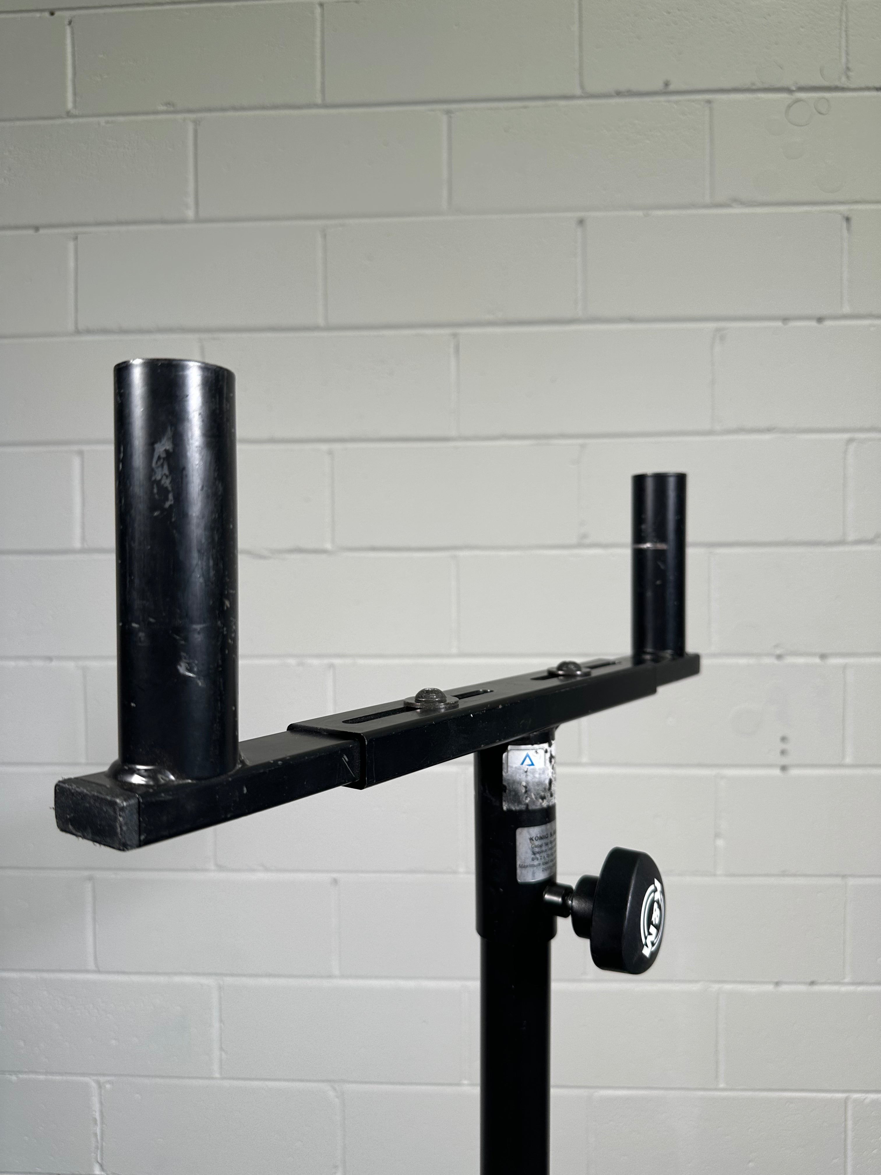 K&M Speaker Mounting Folks