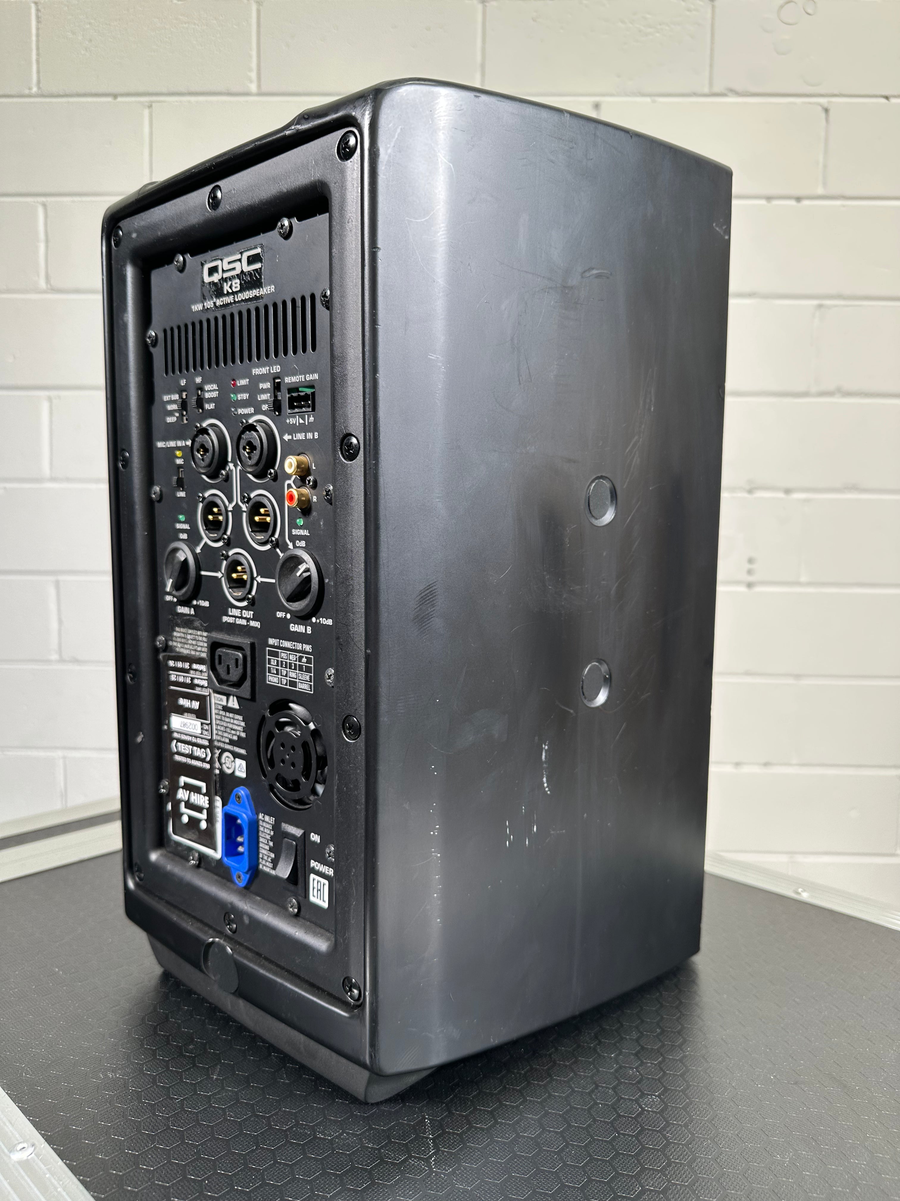 QSC K8 Powered Speaker