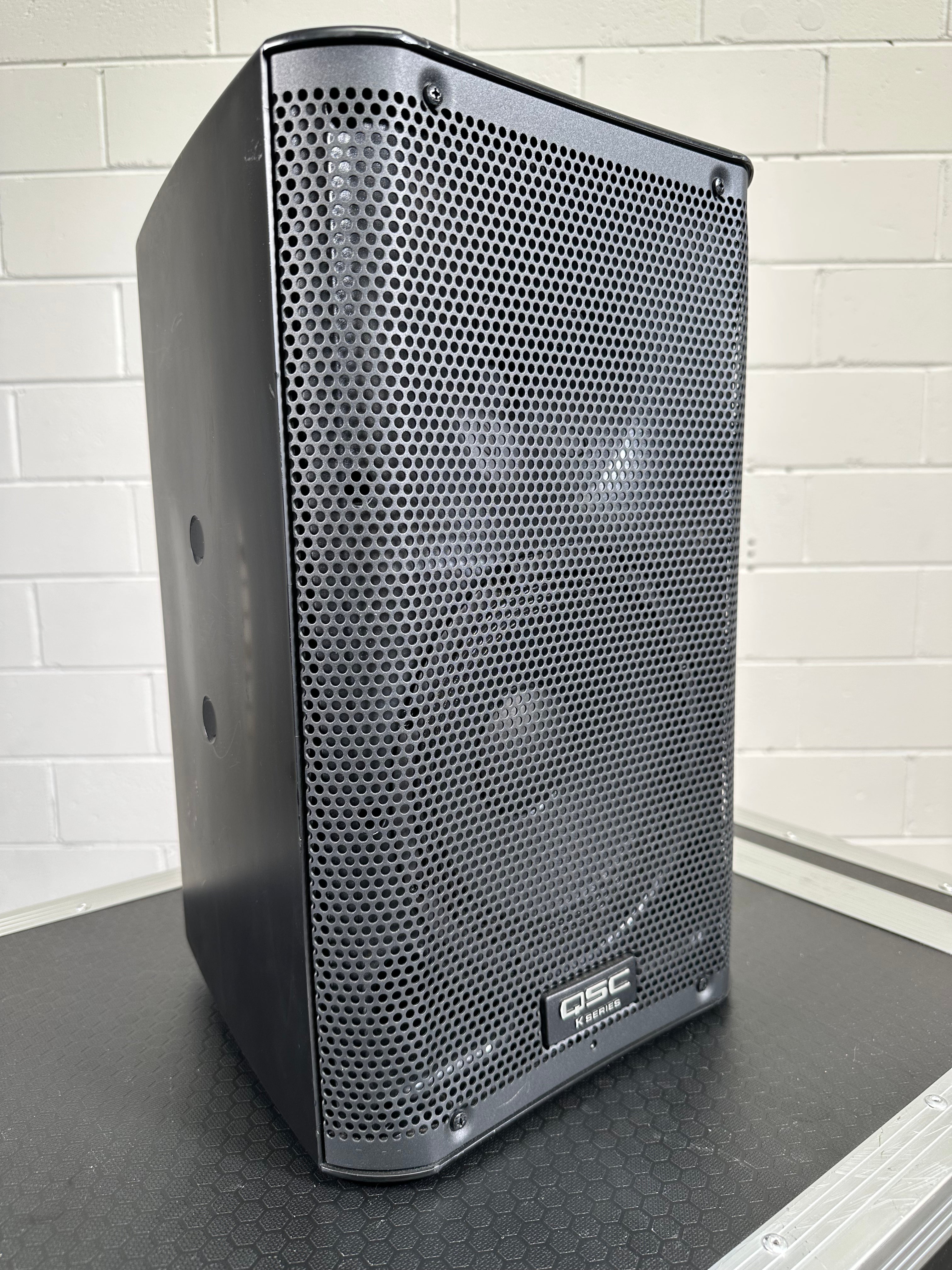 QSC K8 Powered Speaker