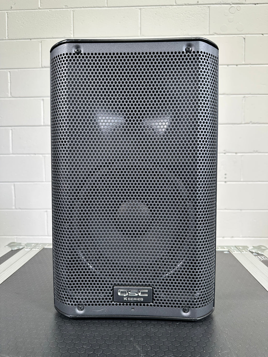 QSC K8 Powered Speaker
