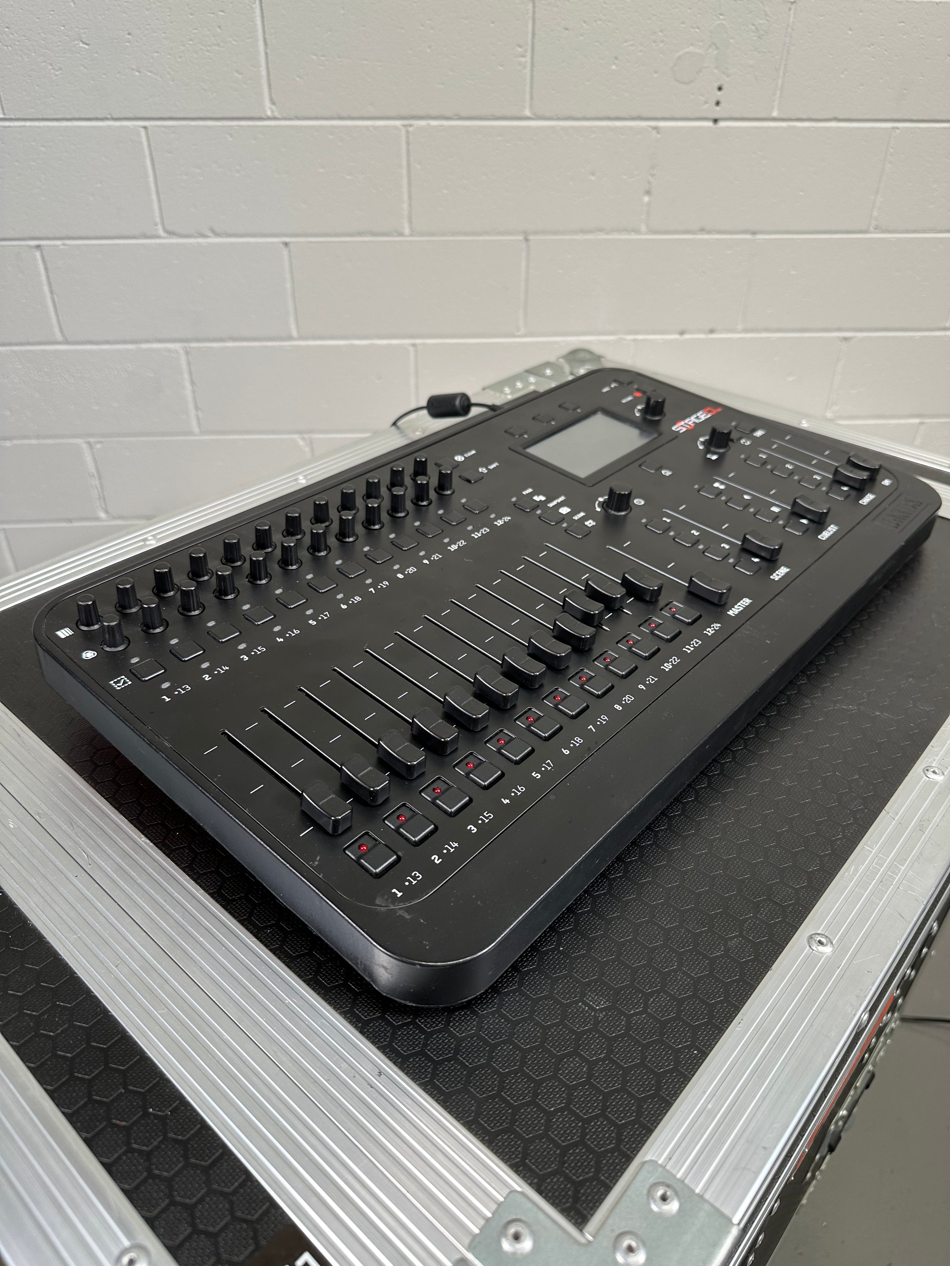 JANDS Stage CL Lighting Console