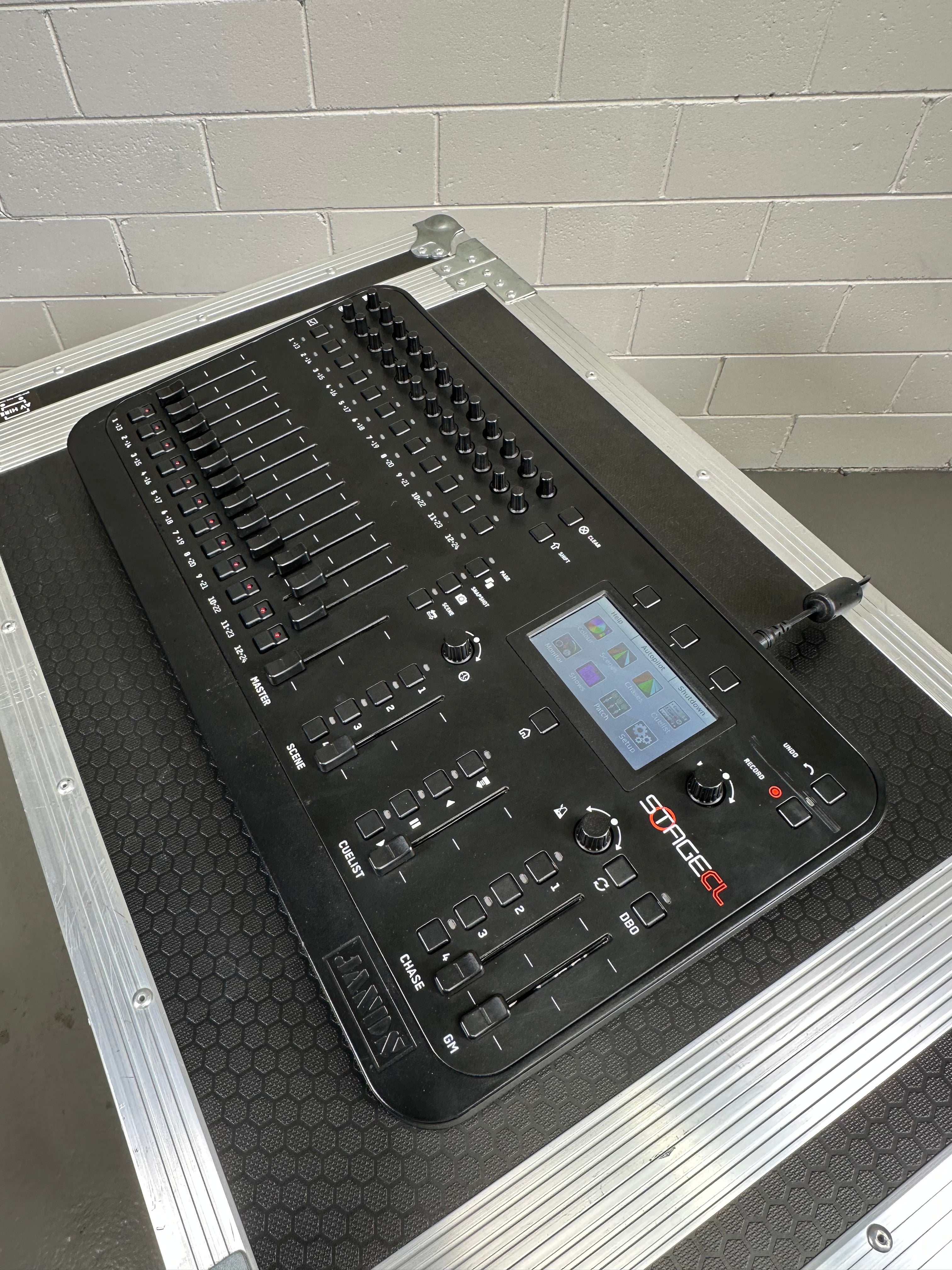JANDS Stage CL Lighting Console