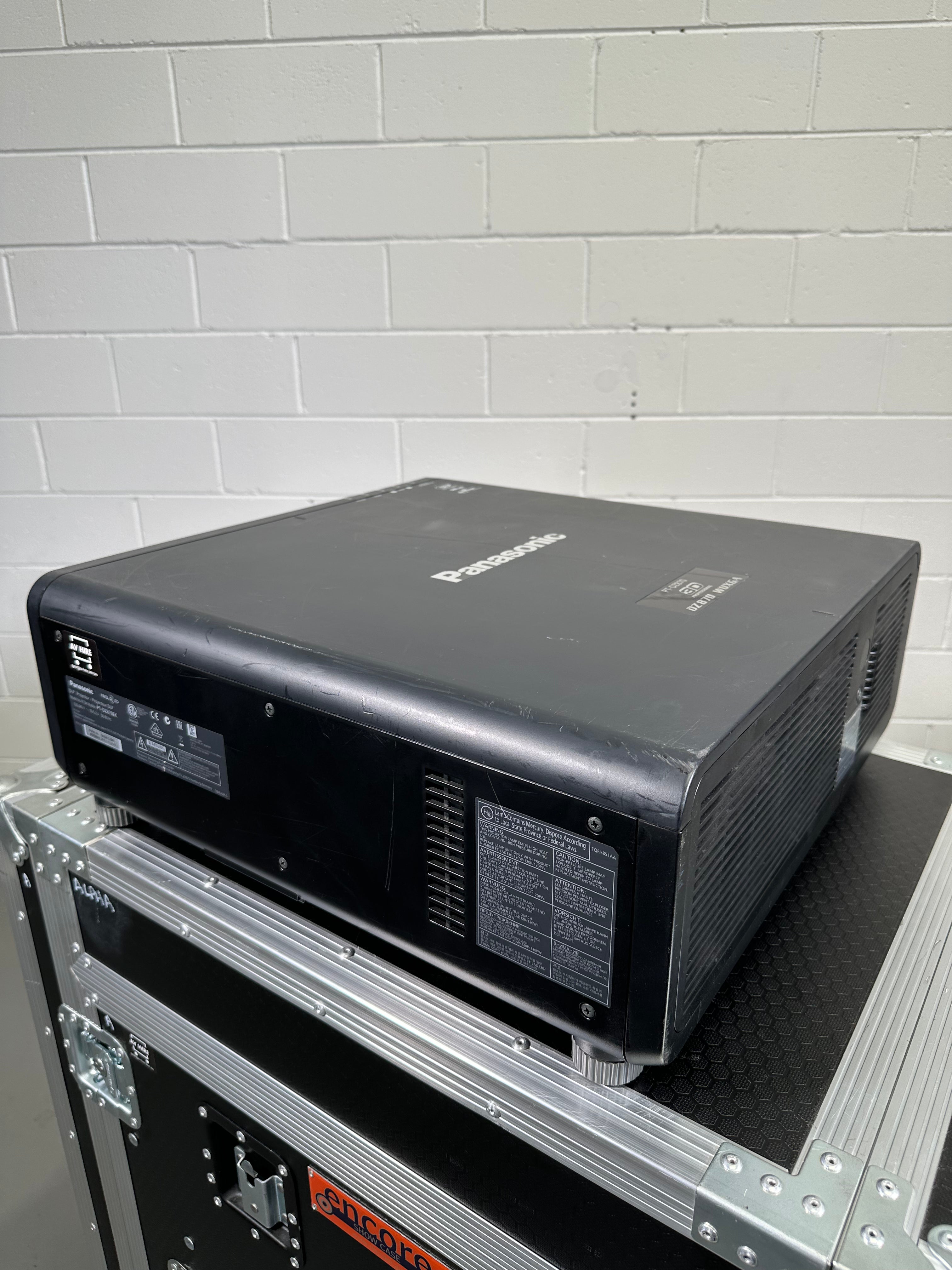 Panasonic PT-DZ870 DLP 8.5K Projector