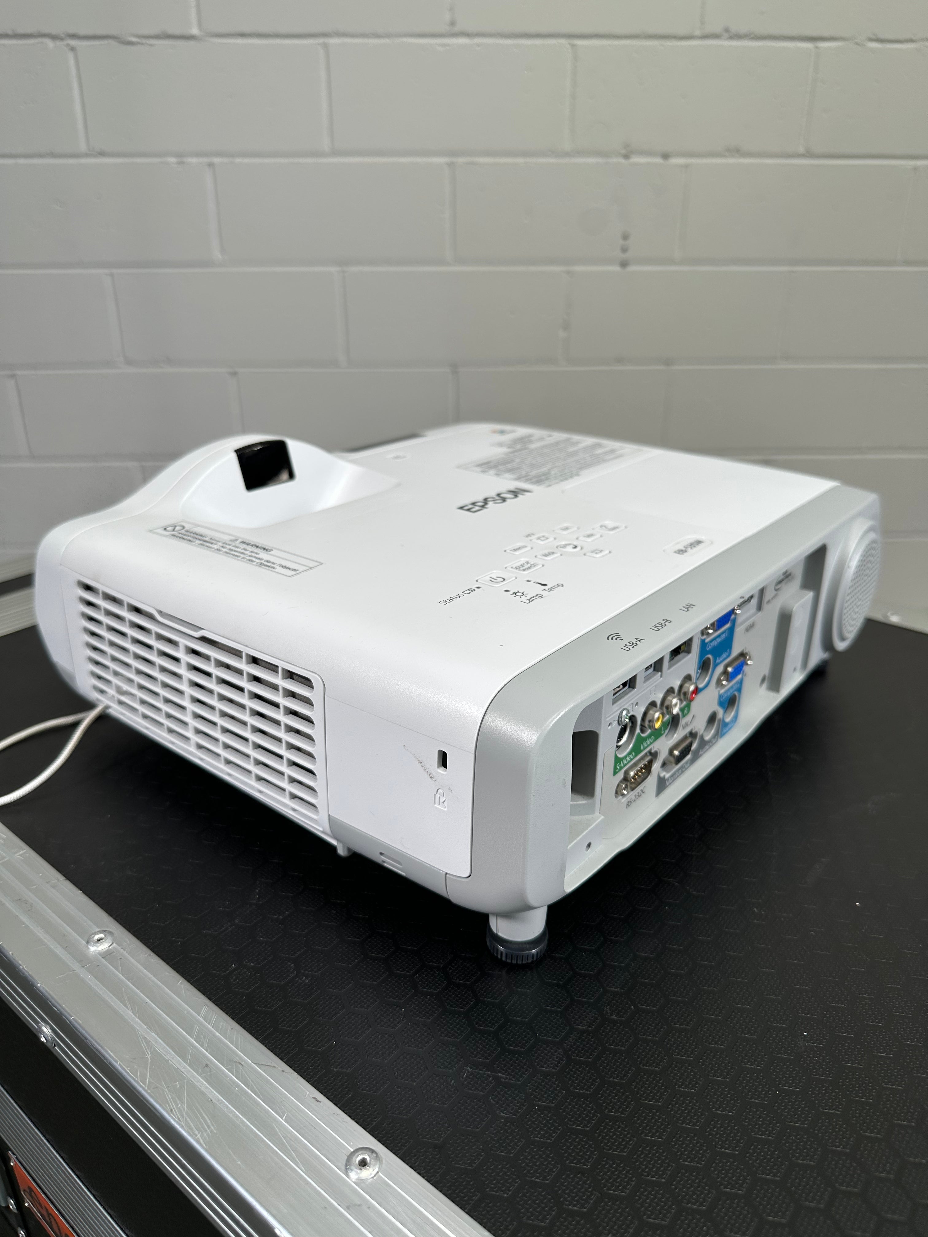 Epson EB-535W Ultra Short Throw 3 Chip LCD 3.4K Projector